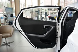 2016款现代朗动1.6L自动智能型