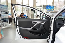 2016款现代朗动1.6L自动智能型