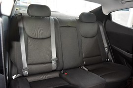 2016款现代朗动1.6L自动智能型