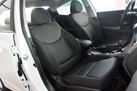 2016款现代朗动1.6L自动智能型