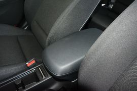 2016款现代朗动1.6L自动智能型