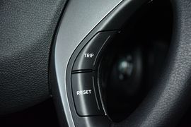 2016款现代朗动1.6L自动智能型