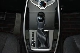 2016款现代朗动1.6L自动智能型