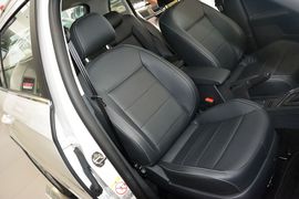 2015款大众朗行1.6L手动舒适型