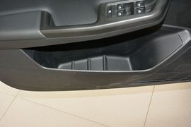 2015款大众朗行1.6L手动舒适型