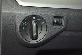 2015款大众朗行1.6L手动舒适型