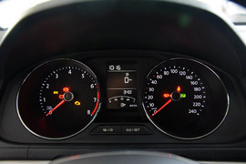 2015款大众朗行1.6L手动舒适型