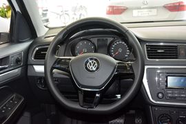 2015款大众朗行1.6L手动舒适型