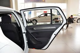 2016款大众高尔夫1.4TSI自动舒适型