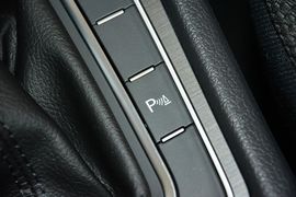 2016款大众高尔夫1.4TSI自动舒适型