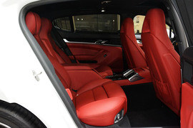 2016款保时捷Panamera