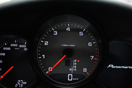 2016款保时捷Panamera