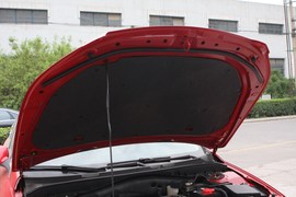 2010款奔腾2.0L手自一体豪华型到店实拍