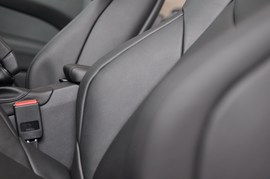 2010款进口标致308CC实拍