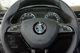 2016款斯柯达速派330TSI