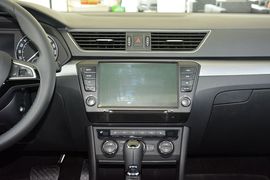 2016款斯柯达速派330TSI