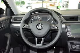 2016款斯柯达速派330TSI