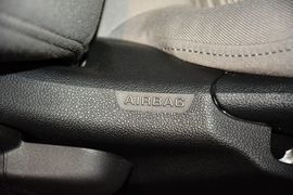 2016款别克威朗轿跑15S自动进取型