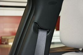 2016款别克威朗轿跑15S自动进取型