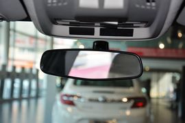 2016款别克威朗轿跑15S自动进取型