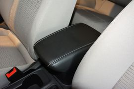 2016款别克威朗轿跑15S自动进取型