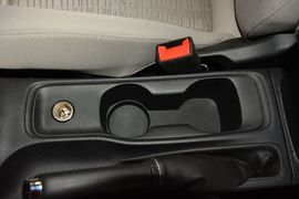 2016款别克威朗轿跑15S自动进取型