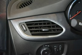 2016款别克威朗轿跑15S自动进取型