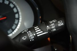 2016款别克威朗轿跑15S自动进取型