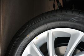 2016款别克威朗轿跑15S自动进取型