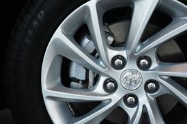 2016款别克威朗轿跑15S自动进取型