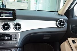 2016款奔驰GLA220