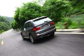 2011款宝马X5成都试驾