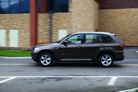 2011款宝马X5成都试驾