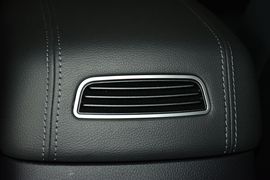 2015款现代全新胜达2.0T自动四驱智能型