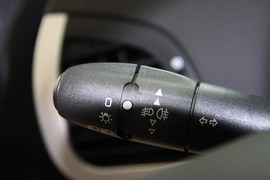 2010款207两厢1.6