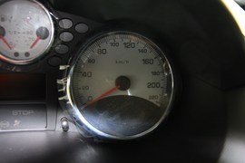 2010款207两厢1.6
