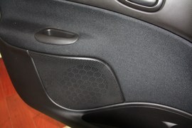 2010款207两厢1.6