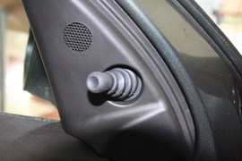 2010款207两厢1.6