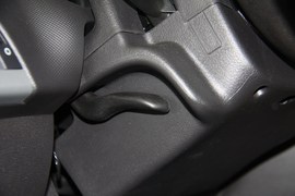 2010款207两厢1.6