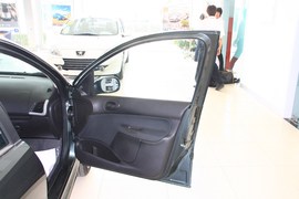 2010款207两厢1.6