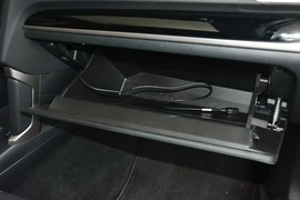 2016款斯巴鲁森林人2.5i尊贵导航版