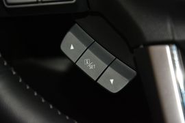 2016款斯巴鲁森林人2.5i尊贵导航版