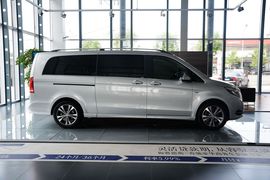 2016款奔驰V260L尊贵加长版