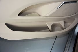 2016款奔驰V260L尊贵加长版