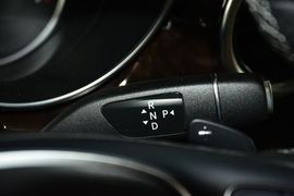 2016款奔驰V260L尊贵加长版