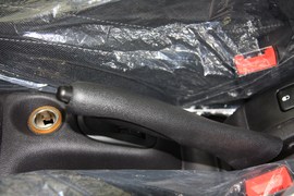 2010款207三厢1.4手动驭乐版