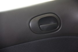 2010款207三厢1.4手动驭乐版