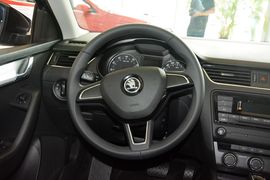 2017款斯柯达明锐1.6L自动创行版