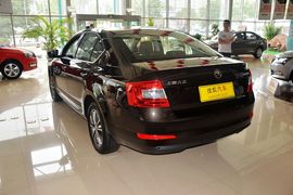 2017款斯柯达明锐1.6L自动创行版