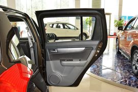 2016款铃木雨燕1.3L手动时尚型